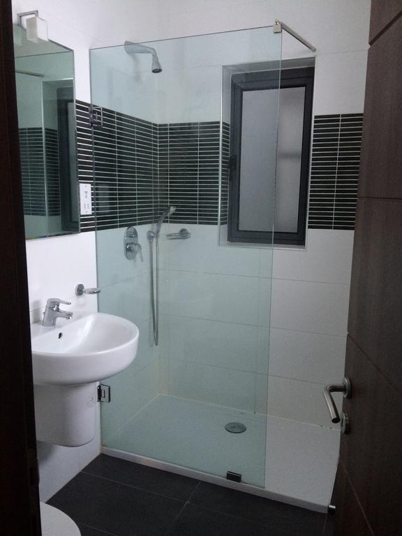 Paceville Montecarlo Apartments Saint Julian's Phòng bức ảnh
