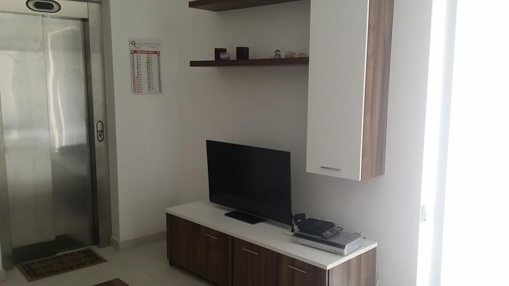 Paceville Montecarlo Apartments Saint Julian's Phòng bức ảnh