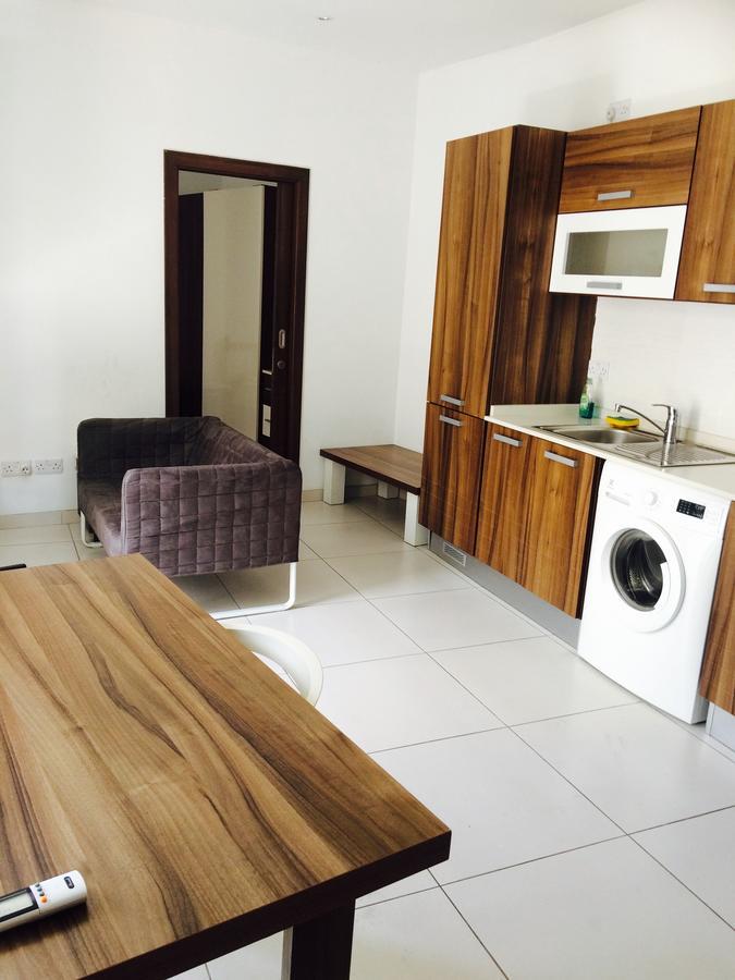 Paceville Montecarlo Apartments Saint Julian's Ngoại thất bức ảnh